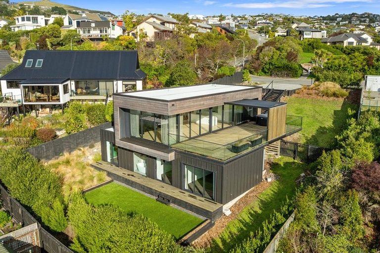 Photo of property in 3 Selleck Street, Mount Pleasant, Christchurch, 8081