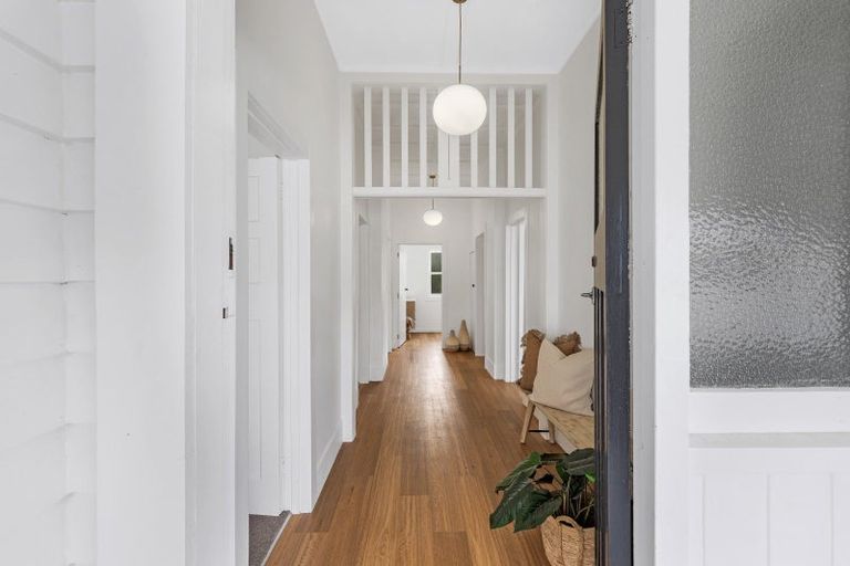 Photo of property in 11 Rosalie Terrace, Kelvin Grove, Palmerston North, 4414