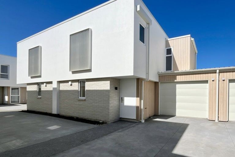 Photo of property in 7/9 Gresford Street, Edgeware, Christchurch, 8013
