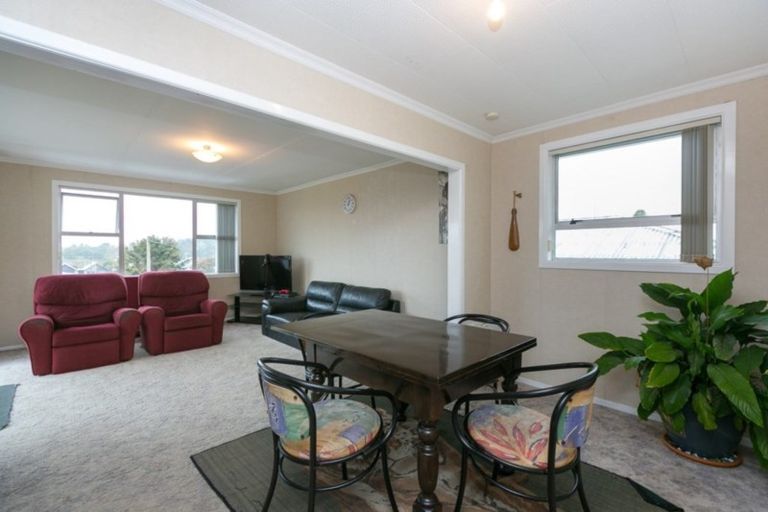 Photo of property in 69 Mould Street, Waitara, 4320