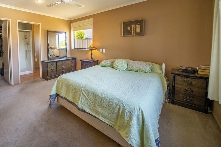 Photo of property in 14 Walnut Grove, Alexandra, 9320