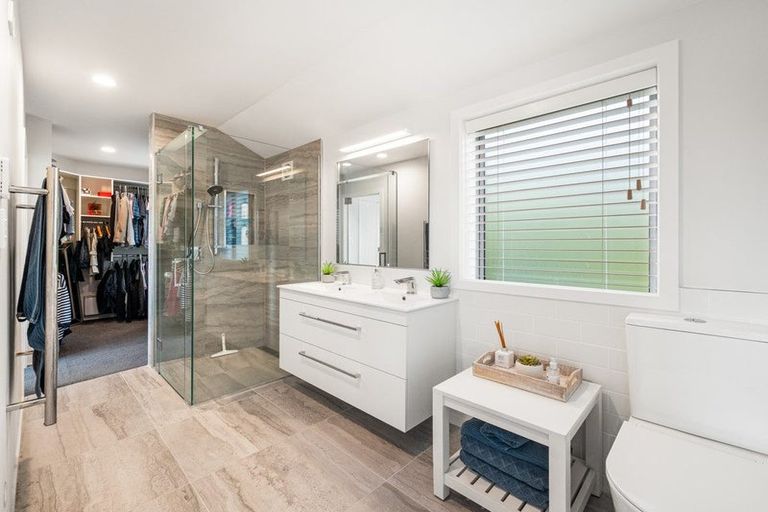 Photo of property in 27 Seaway Terrace, Otumoetai, Tauranga, 3110