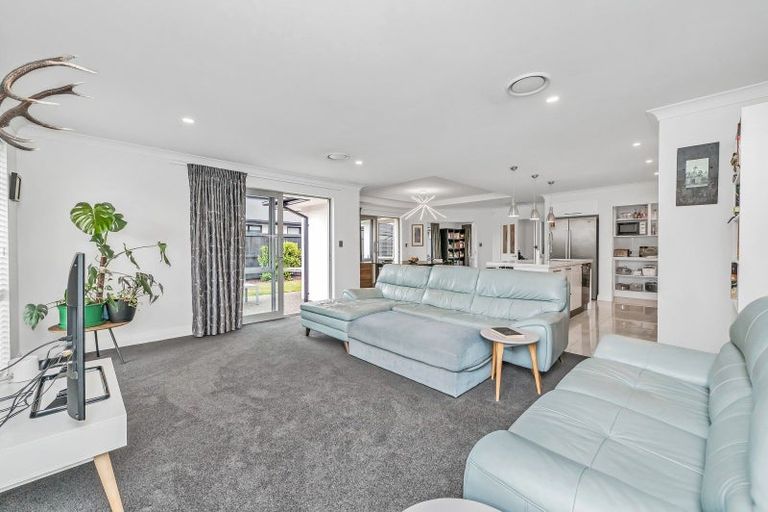 Photo of property in 118 Broadlands Drive, Rolleston, 7615