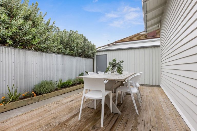 Photo of property in 24a Jull Street, Napier South, Napier, 4110