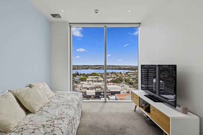 Photo of property in Sentinel Apartments, 1605/3 Northcroft Street, Takapuna, Auckland, 0622
