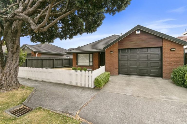 Photo of property in 2/5 Birch Street, Hutt Central, Lower Hutt, 5010