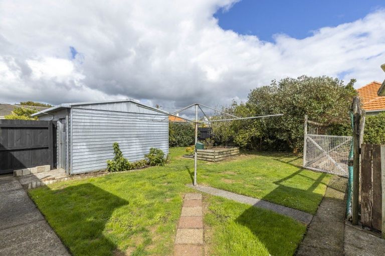 Photo of property in 55 Wrantage Street, Westown, New Plymouth, 4310