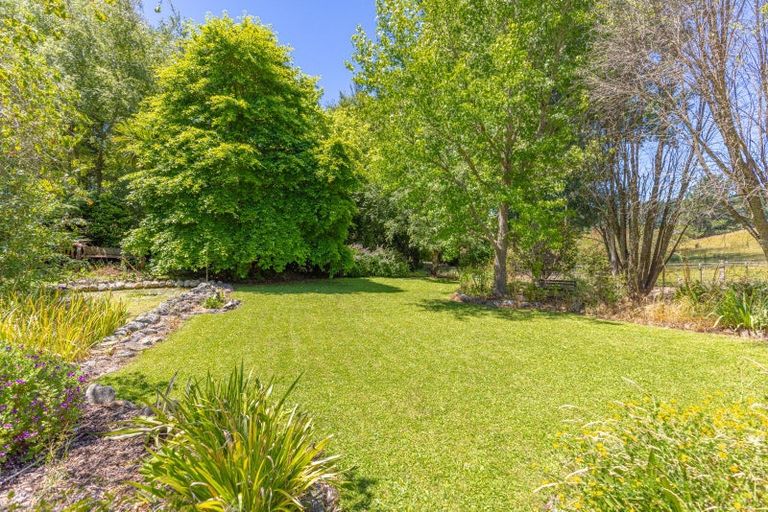 Photo of property in 2096 Masterton Stronvar Road, Stronvar, Masterton, 5890
