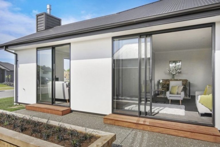 Photo of property in 10 Beak Street, Rolleston, 7615