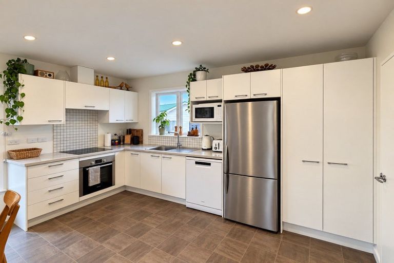 Photo of property in 30 Wilton Crescent, Bishopdale, Christchurch, 8053