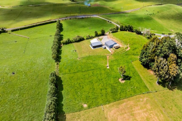 Photo of property in 237a Bristol Road, Inglewood, 4388