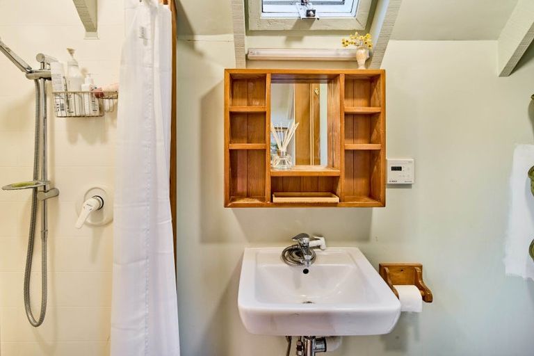 Photo of property in 28 Ascot Street, Thorndon, Wellington, 6011