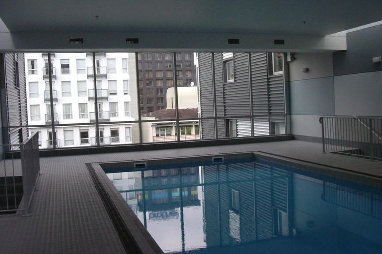 Photo of property in Montreaux, 164 The Terrace, Wellington Central, Wellington, 6011