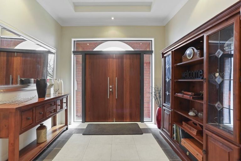 Photo of property in 18 Sycamore Close, Rangiora, 7400