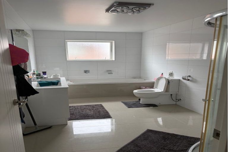 Photo of property in 59 Rosewell Crescent, Flat Bush, Auckland, 2019