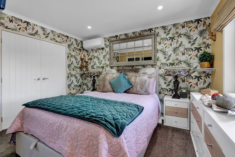 Photo of property in 17 Hira Street, Ohawe, Hawera, 4671