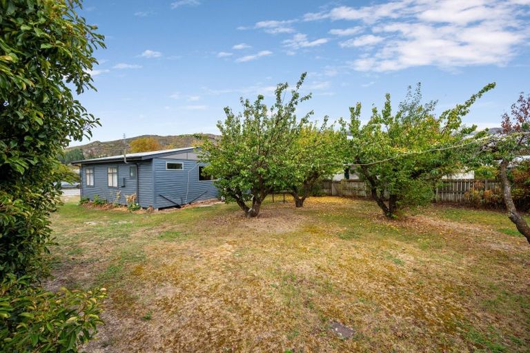 Photo of property in 12 Blyth Street, Clyde, 9330