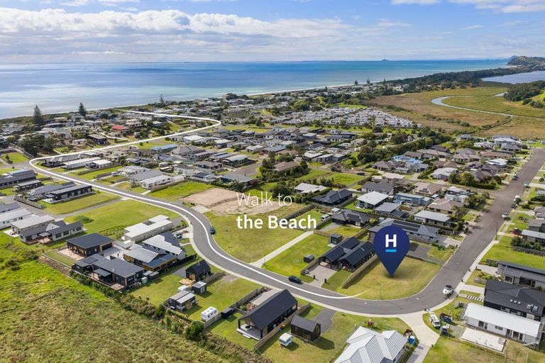 Photo of property in 52 Reel Road, Waihi Beach, 3611
