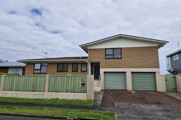 Photo of property in 6 Carver Place, Lynmouth, New Plymouth, 4310