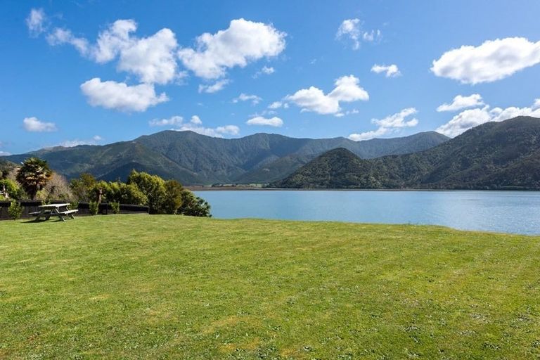 Photo of property in 4 Cook Street, Havelock, 7100