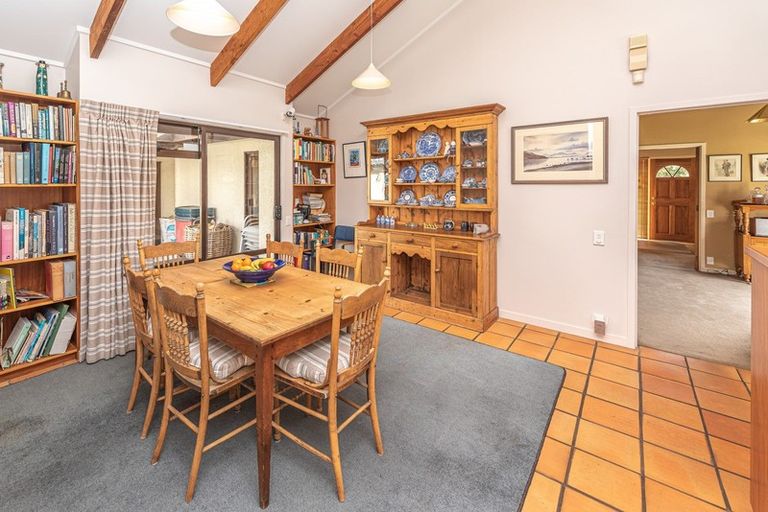 Photo of property in 3 Collier Place, Saint Johns Hill, Whanganui, 4501