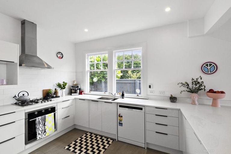 Photo of property in 94 Upland Road, Kelburn, Wellington, 6012