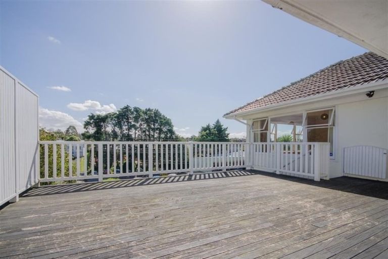 Photo of property in 4 Tomo Street, New Lynn, Auckland, 0600