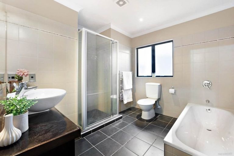 Photo of property in 157d Hobsonville Road, West Harbour, Auckland, 0618