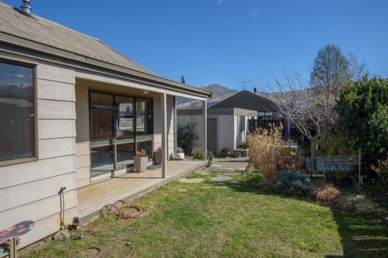 Photo of property in 4 Linrosa Place, Cromwell, 9310