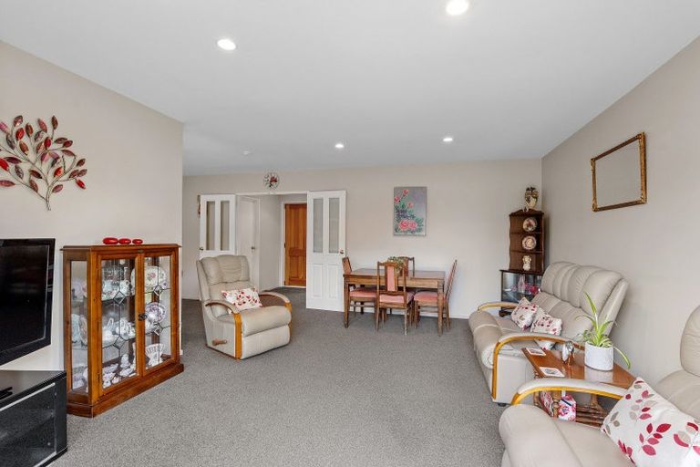 Photo of property in 5b Oldham Place, Darfield, 7510