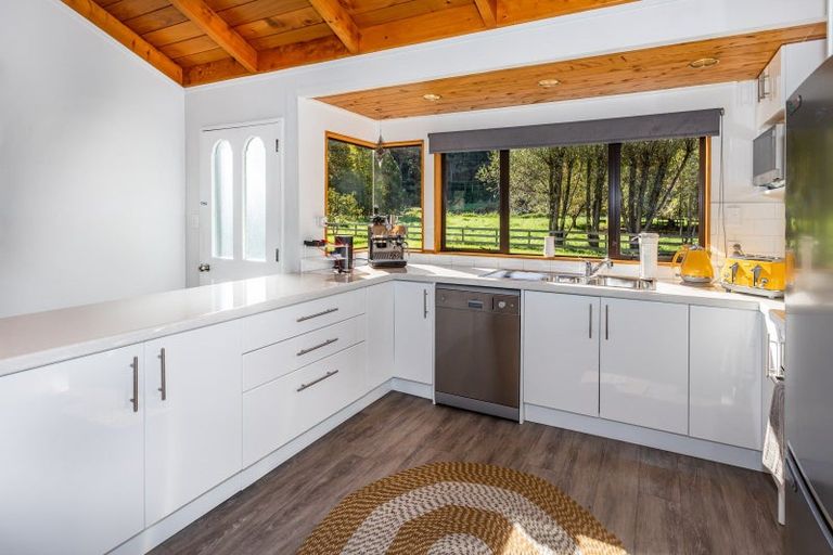 Photo of property in 181 Ngati Maru Sh25 Highway, Kopu, Thames, 3578