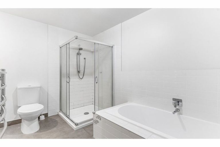 Photo of property in 4/3 Woolfield Road, Papatoetoe, Auckland, 2025