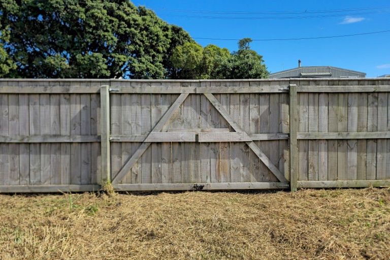 Photo of property in 44 Kapiti Lane, Otaki Beach, Otaki, 5512