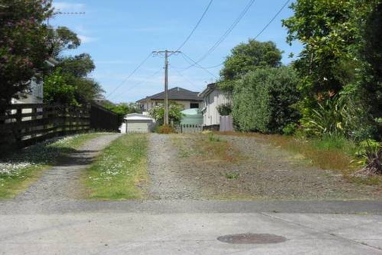Photo of property in 5 Tapu Road, Huapai, Kumeu, 0810