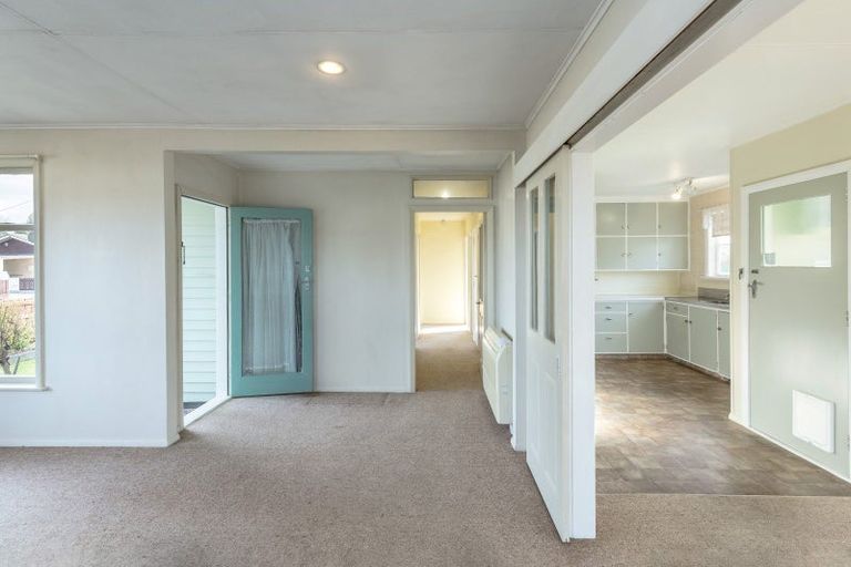 Photo of property in 9 Jones Place, Masterton, 5810