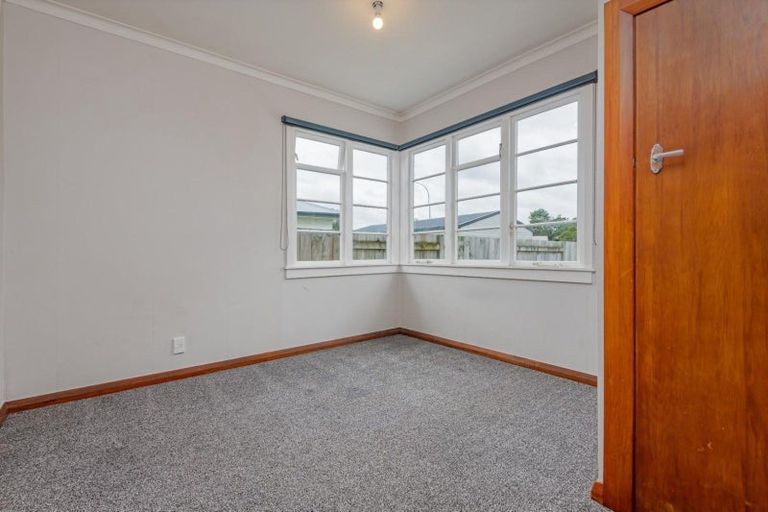 Photo of property in 169 College Street, Awapuni, Palmerston North, 4412