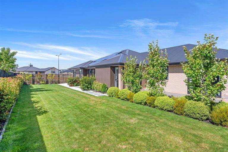 Photo of property in 9 Banded Place, Rolleston, 7615