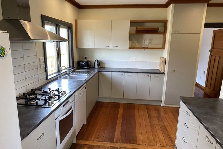 Photo of property in 60 Bryant Street, Takaro, Palmerston North, 4412