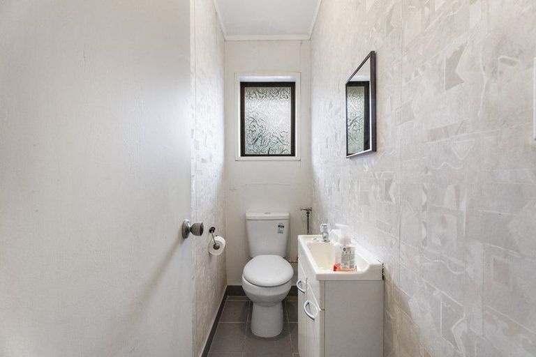 Photo of property in 67a Ladies Mile, Manly, Whangaparaoa, 0930