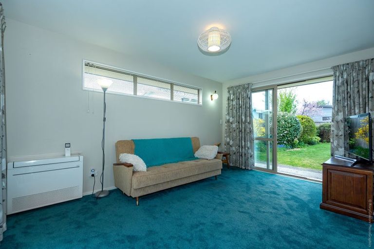 Photo of property in 51 Palmers Road, New Brighton, Christchurch, 8083