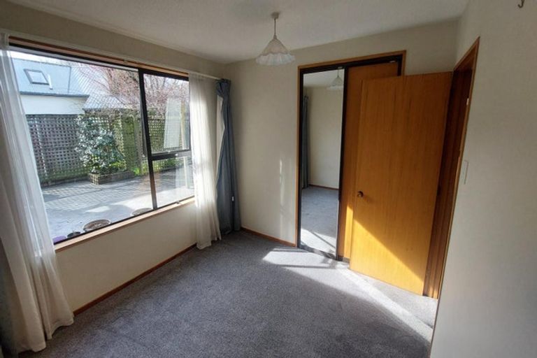 Photo of property in 11 Tripp Place, Ilam, Christchurch, 8041