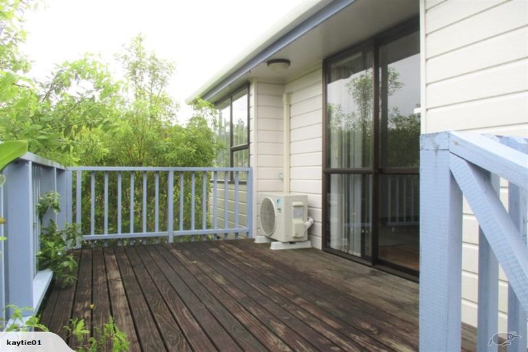 Photo of property in 1/119 Spinella Drive, Bayview, Auckland, 0629
