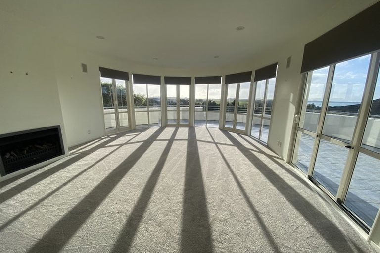 Photo of property in 14 Toroa Street, Torbay, Auckland, 0630