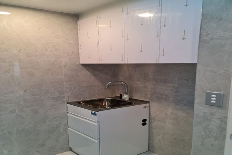 Photo of property in 12 Tekapo Rise, Fairview Heights, Auckland, 0632