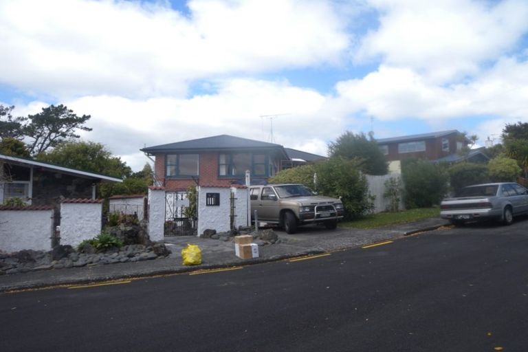 Photo of property in 19 Willow Avenue, Birkenhead, Auckland, 0626