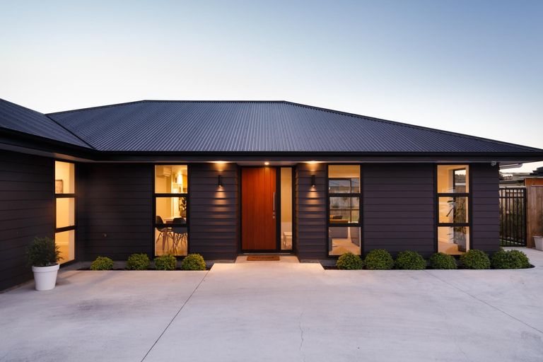 Photo of property in 10 Peckham Lane, Ashhurst, 4810