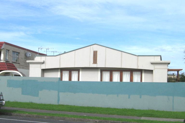 Photo of property in 1/85 Macleans Road, Bucklands Beach, Auckland, 2014