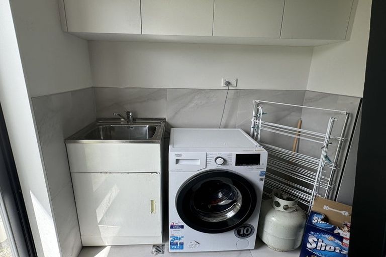 Photo of property in 6 Kaaka Street, Cambridge, 3434