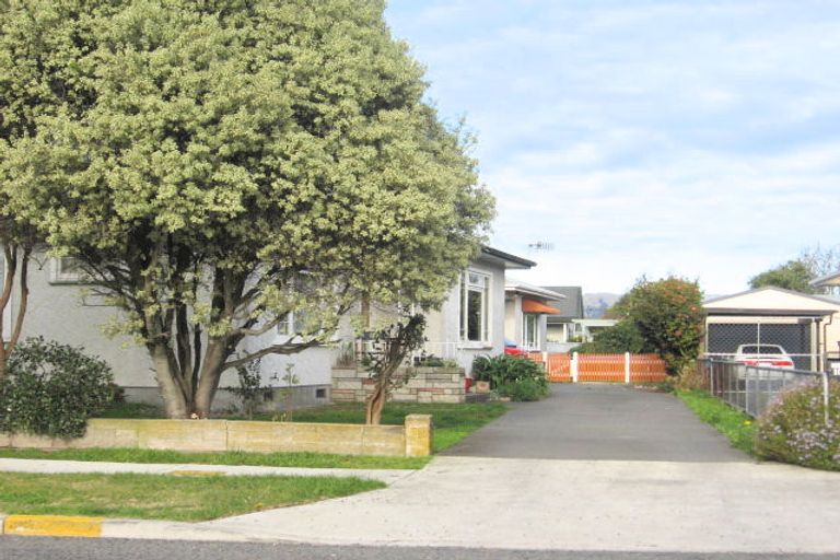 Photo of property in 105 Riverslea Road North, Parkvale, Hastings, 4122