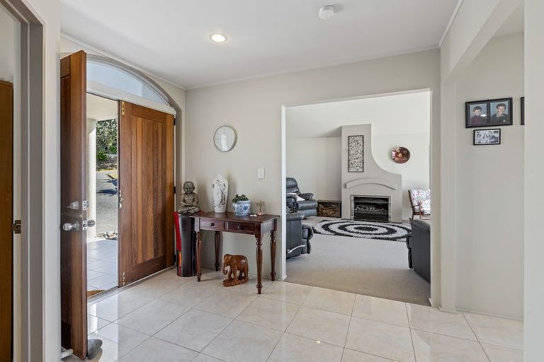 Photo of property in 26 Savoy Road, Orewa, 0931
